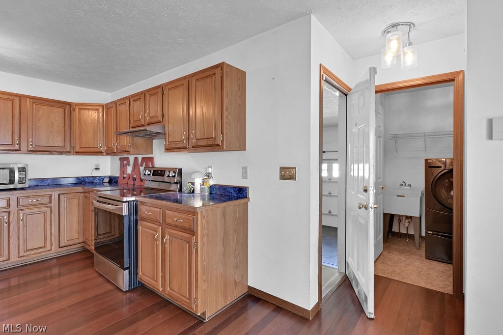 109 Seymour Avenue Mogadore OH 44260