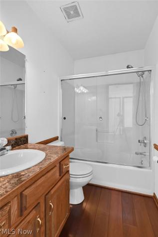109 Seymour Avenue Mogadore OH 44260