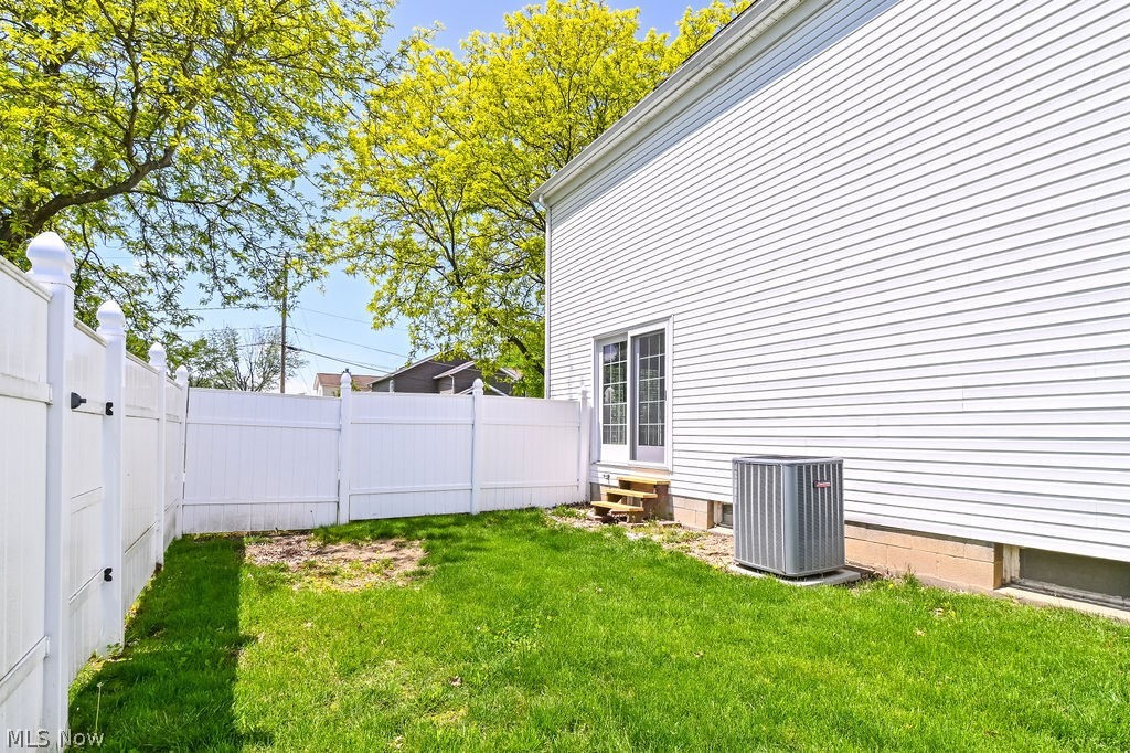 109 Seymour Avenue Mogadore OH 44260