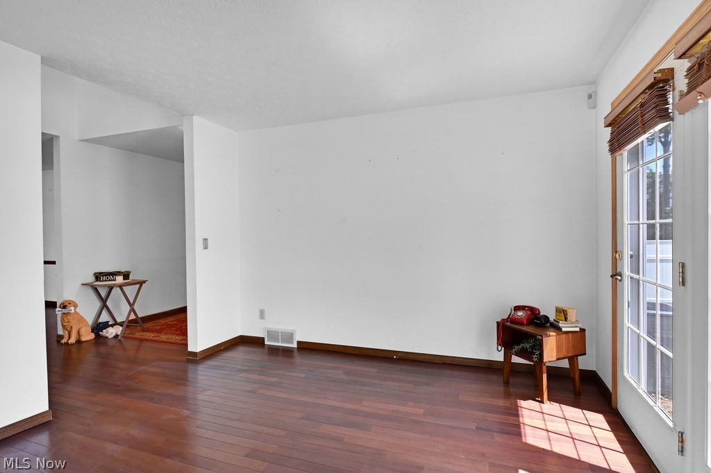 109 Seymour Avenue Mogadore OH 44260