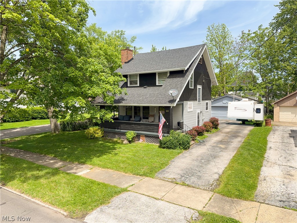 305 Oak Knoll Avenue Newton Falls OH 44444