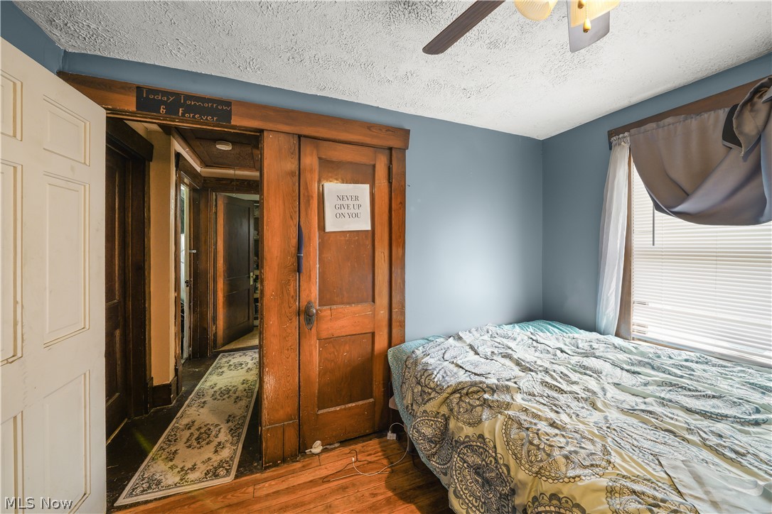 305 Oak Knoll Avenue Newton Falls OH 44444