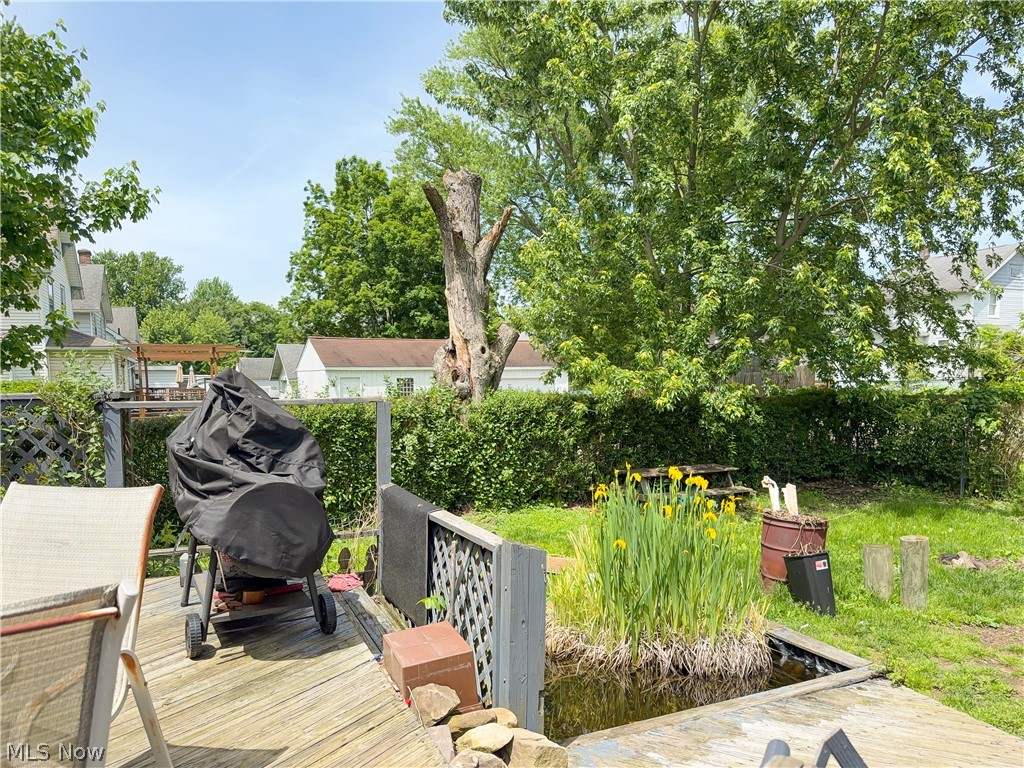 305 Oak Knoll Avenue Newton Falls OH 44444