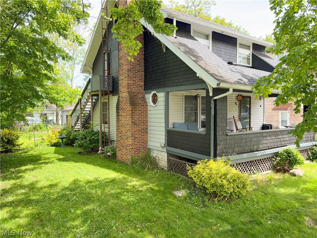 305 Oak Knoll Avenue Newton Falls OH 44444