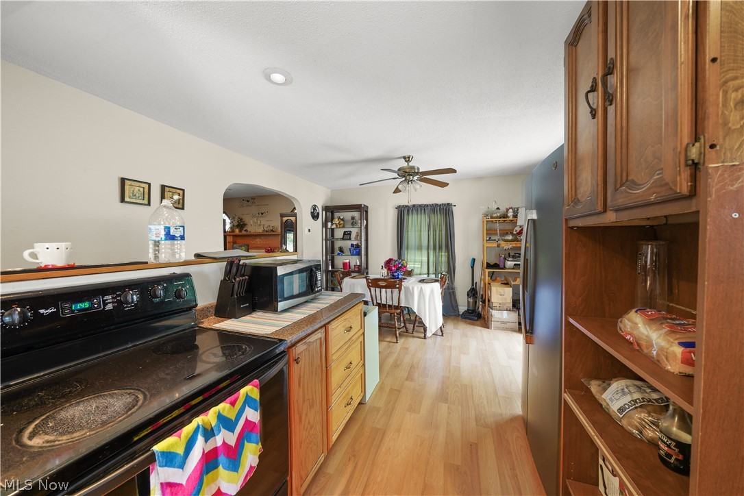 305 Oak Knoll Avenue Newton Falls OH 44444