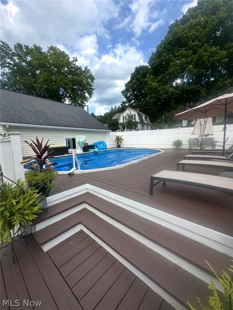 1520 Prospect Street Coshocton OH 43812
