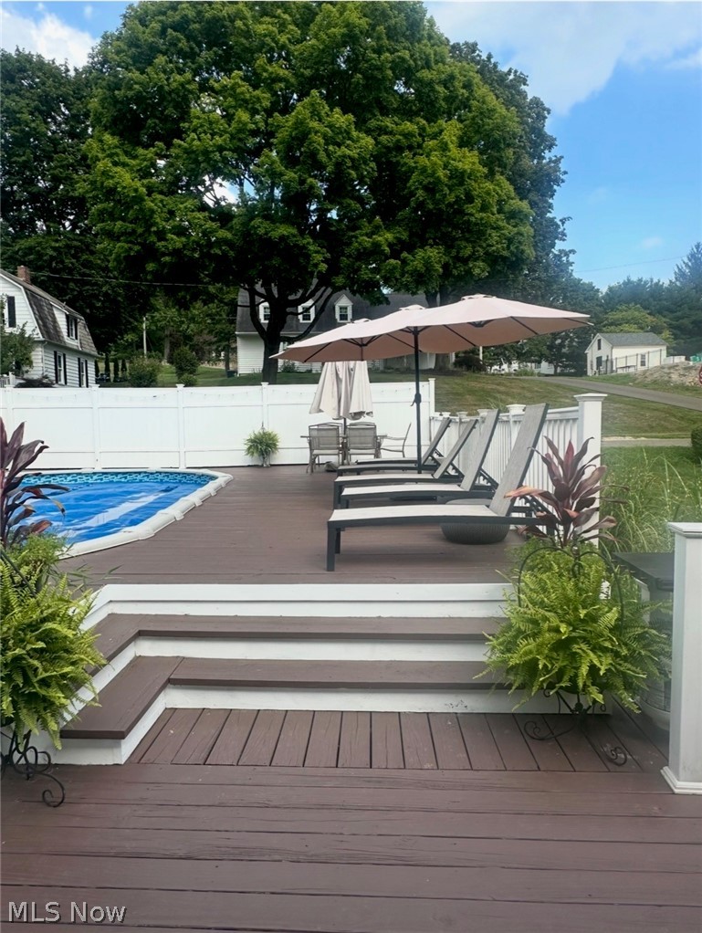 1520 Prospect Street Coshocton OH 43812