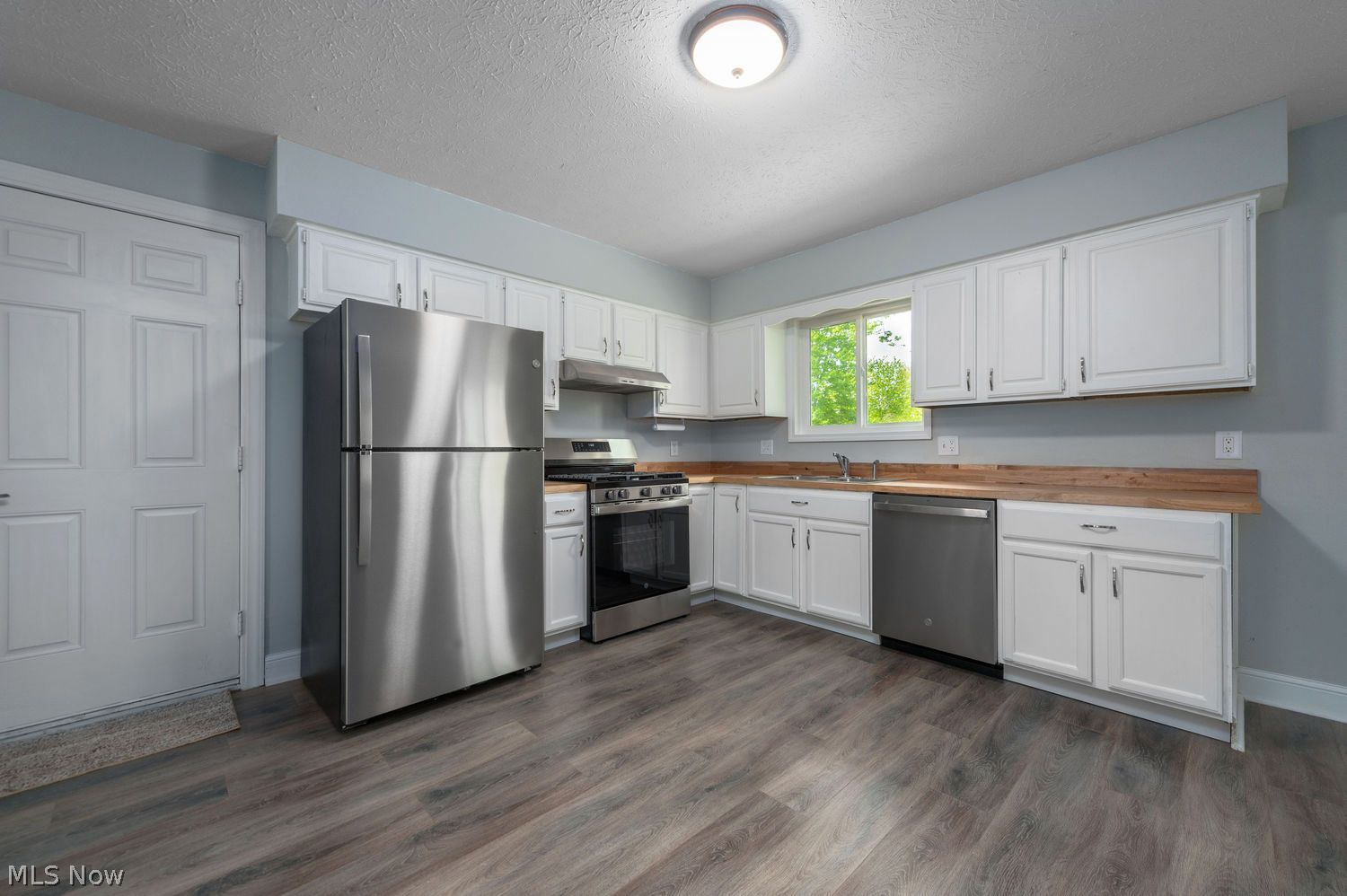 3288 Canterbury Road Westlake OH 44145