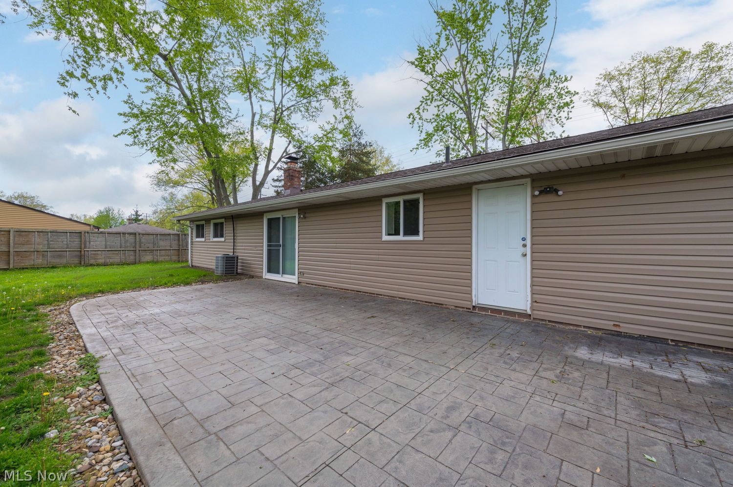 3288 Canterbury Road Westlake OH 44145