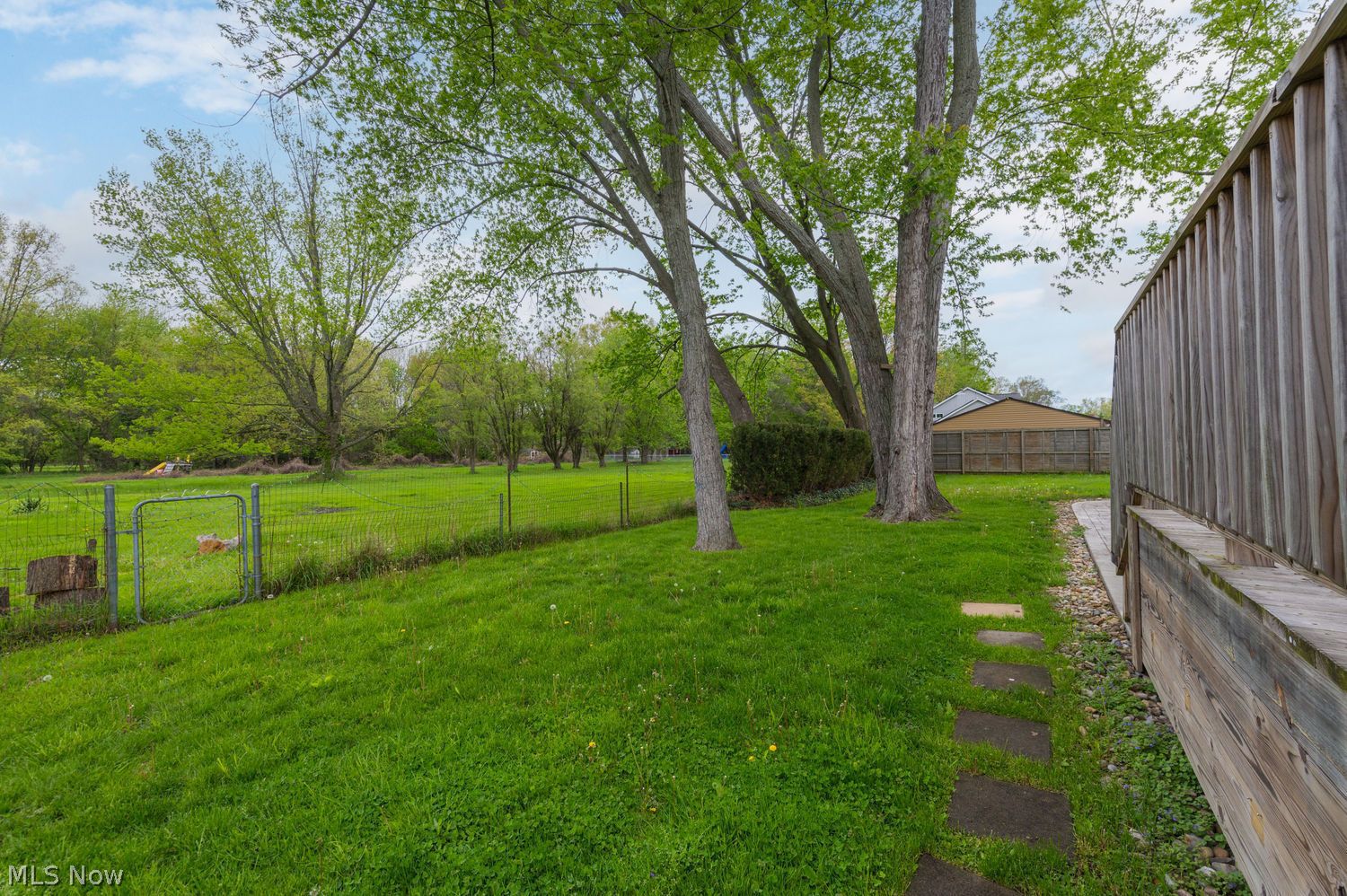 3288 Canterbury Road Westlake OH 44145