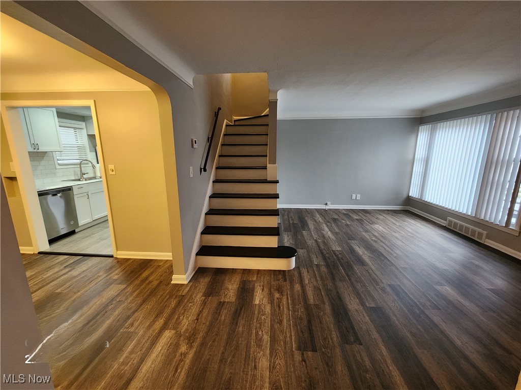 4114 Hinsdale Road South Euclid OH 44121