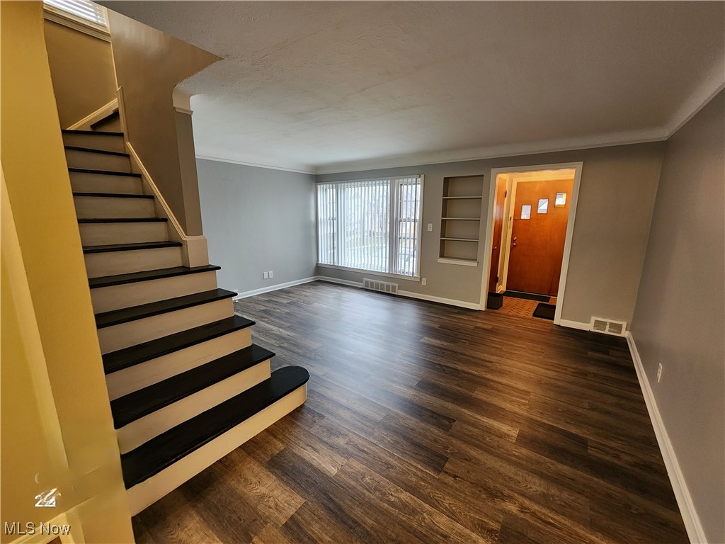 4114 Hinsdale Road South Euclid OH 44121