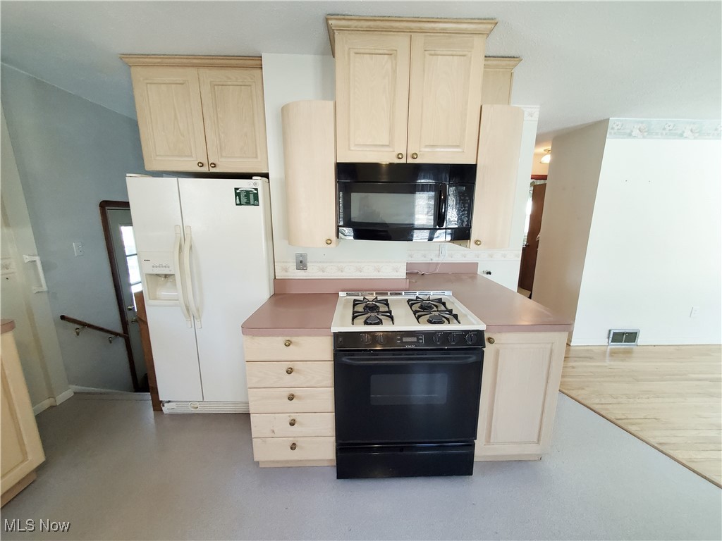 9003 Prospect Road Strongsville OH 44149