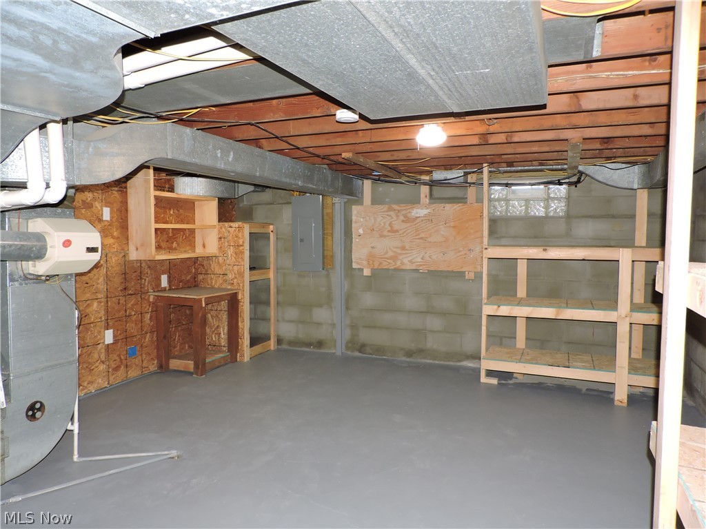 334 Yale Avenue Elyria OH 44035