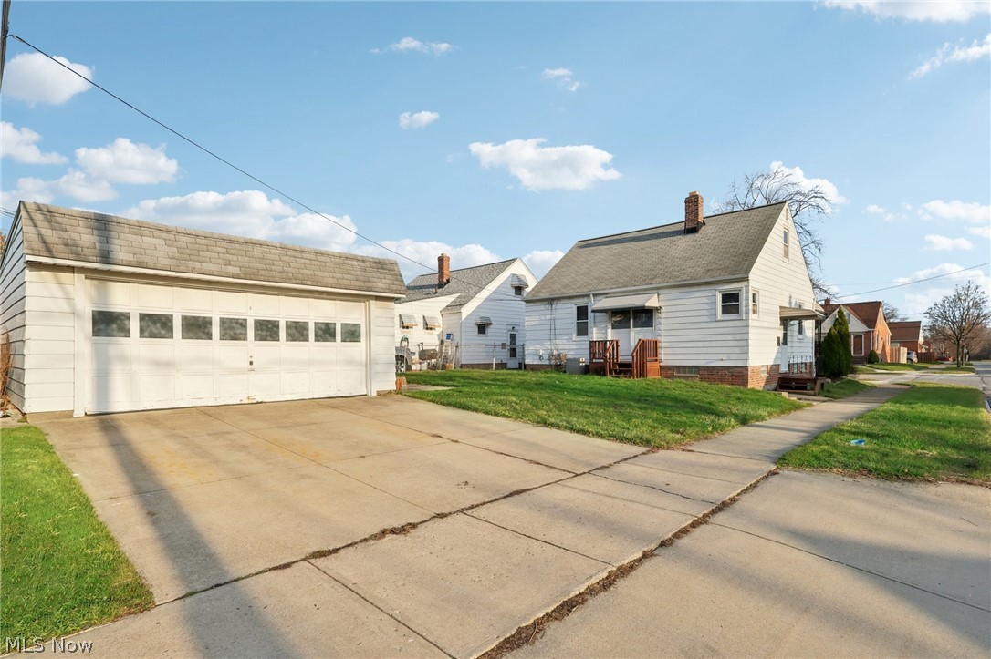 9005 Ansonia Avenue Brooklyn OH 44144