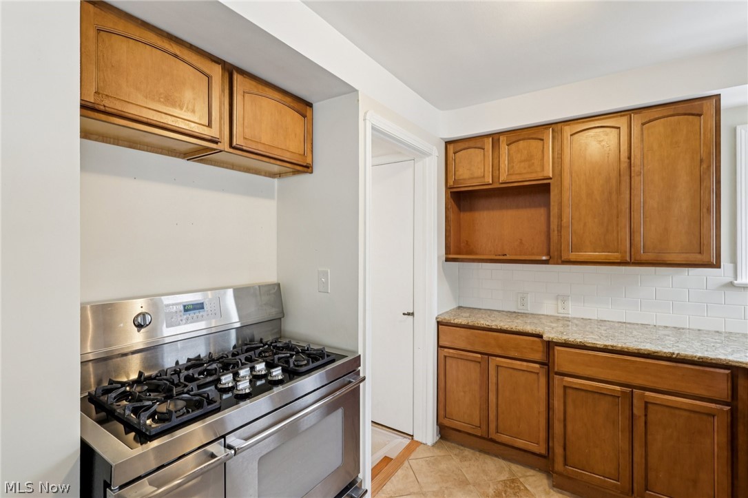 9005 Ansonia Avenue Brooklyn OH 44144
