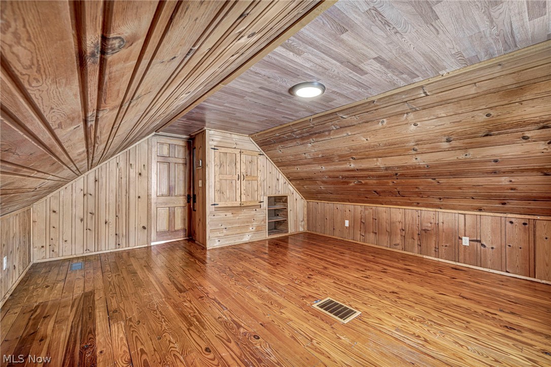 3021 Tuxedo Avenue Parma OH 44134