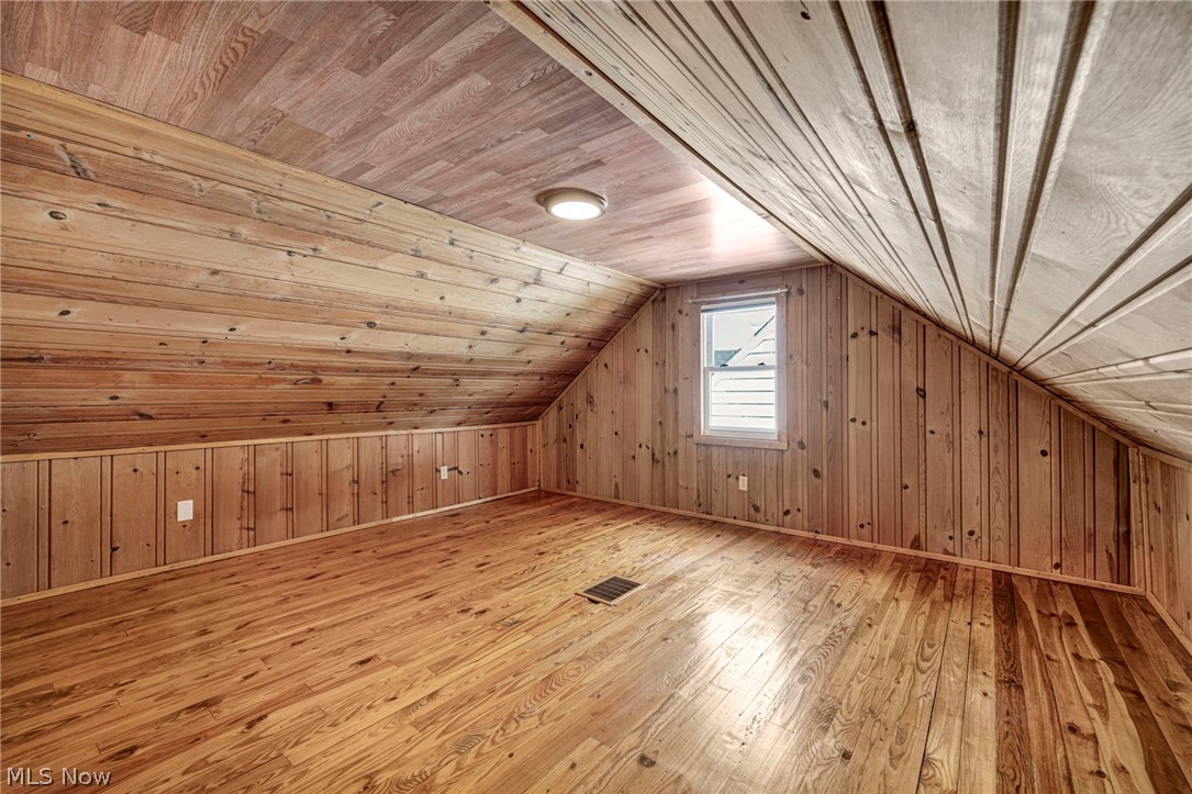 3021 Tuxedo Avenue Parma OH 44134