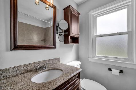 3021 Tuxedo Avenue Parma OH 44134