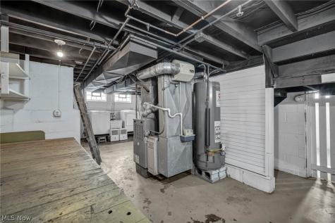3021 Tuxedo Avenue Parma OH 44134