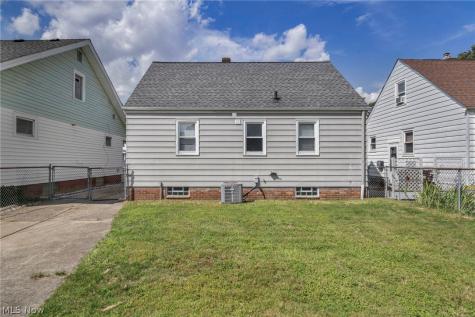 3021 Tuxedo Avenue Parma OH 44134