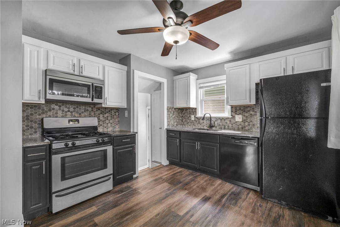 3021 Tuxedo Avenue Parma OH 44134