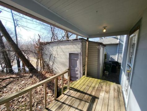 261 Harrison Street Elyria OH 44035