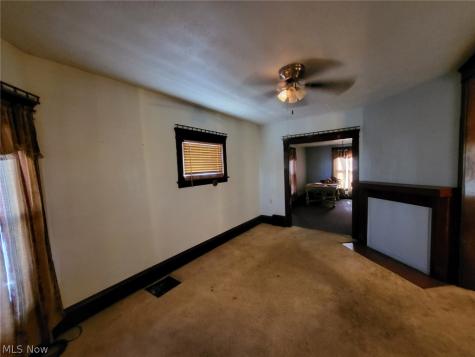 261 Harrison Street Elyria OH 44035