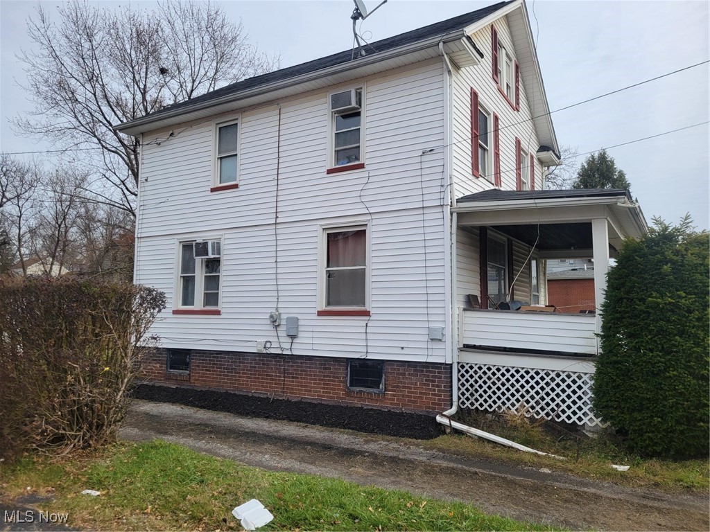 1911 Youngstown Road SE Warren OH 44484