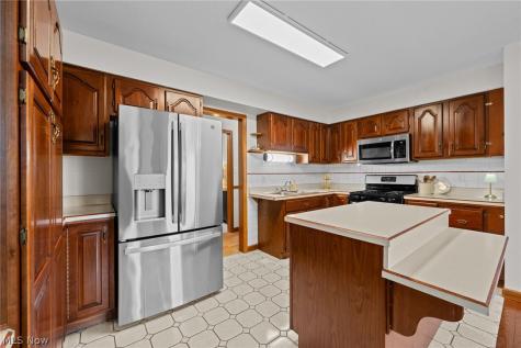 620 Walton Street Ravenna OH 44266