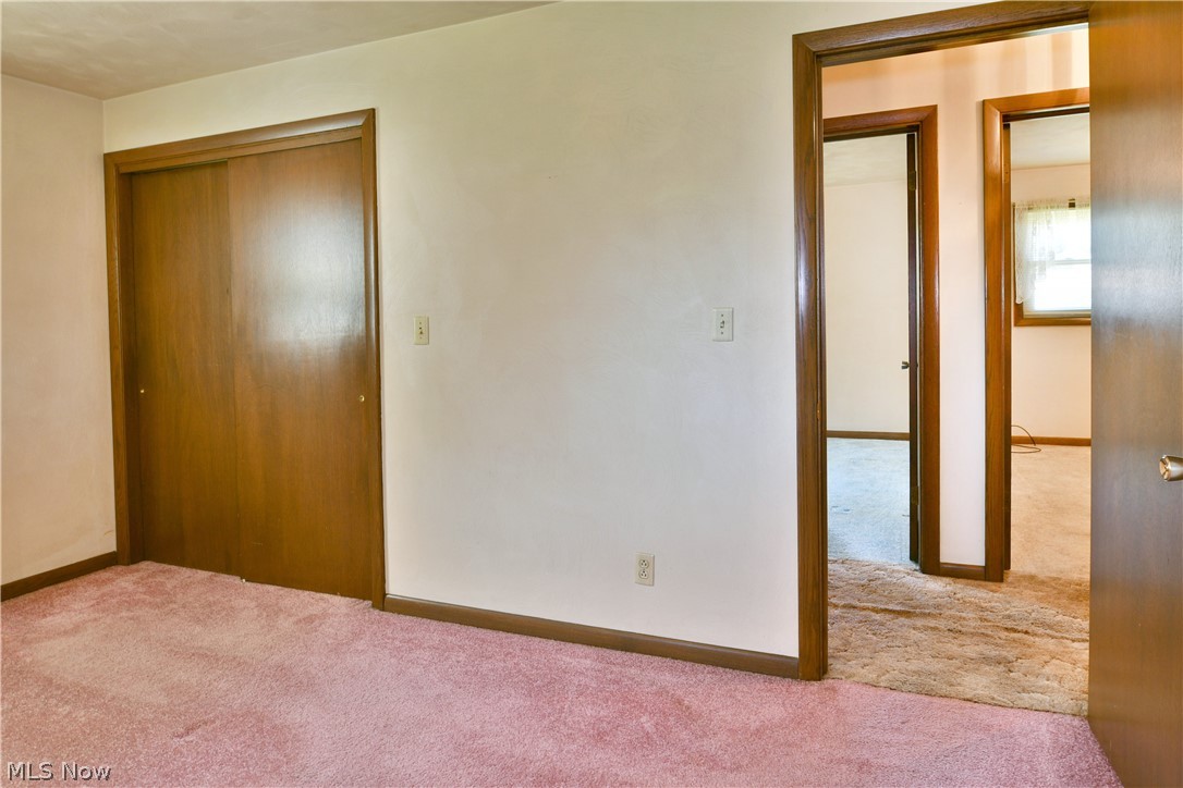 179 E Circle View Drive New Middletown OH 44442