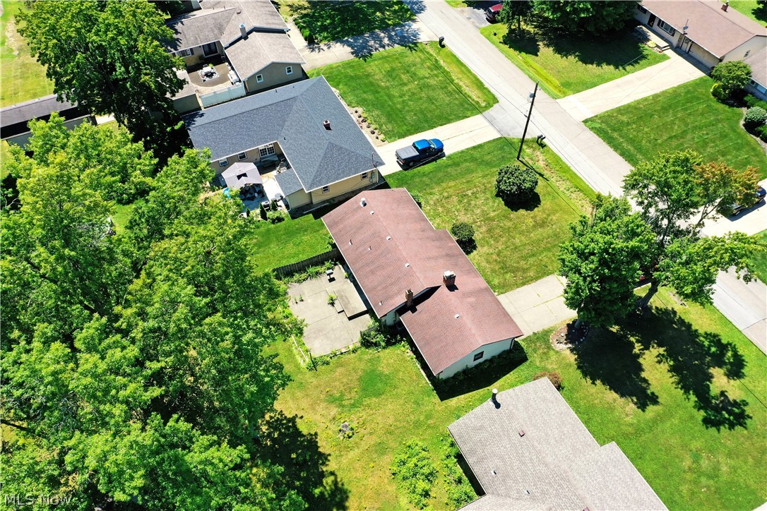179 E Circle View Drive New Middletown OH 44442