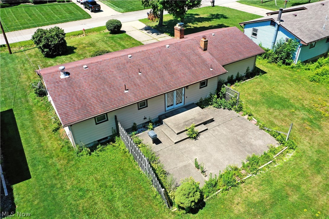 179 E Circle View Drive New Middletown OH 44442