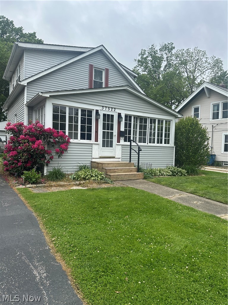 37522 Arthur Street Willoughby OH 44094