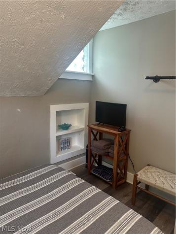 37522 Arthur Street Willoughby OH 44094