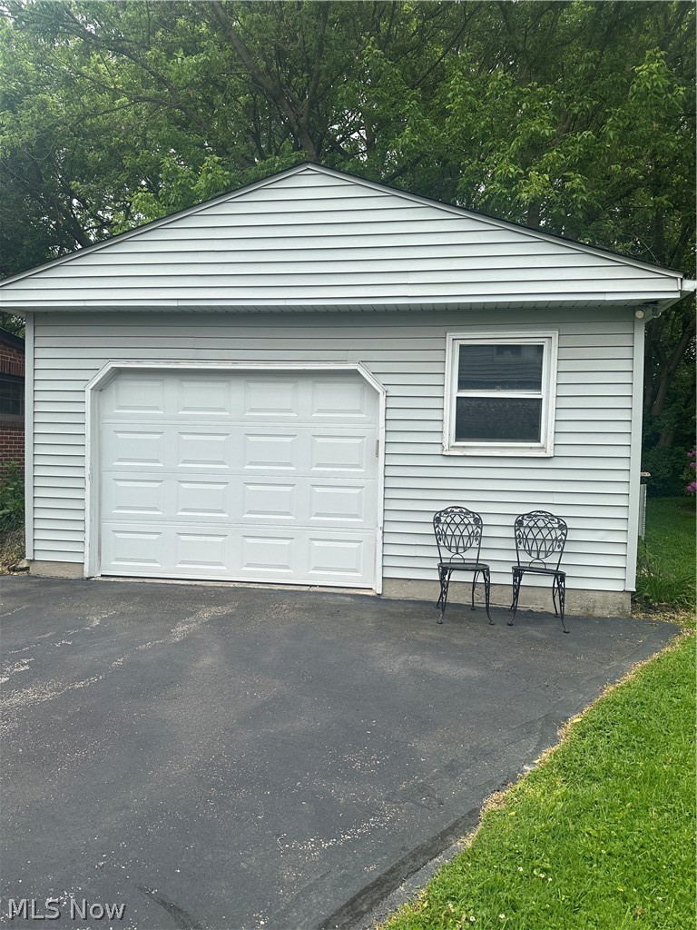 37522 Arthur Street Willoughby OH 44094