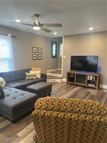 37522 Arthur Street Willoughby OH 44094