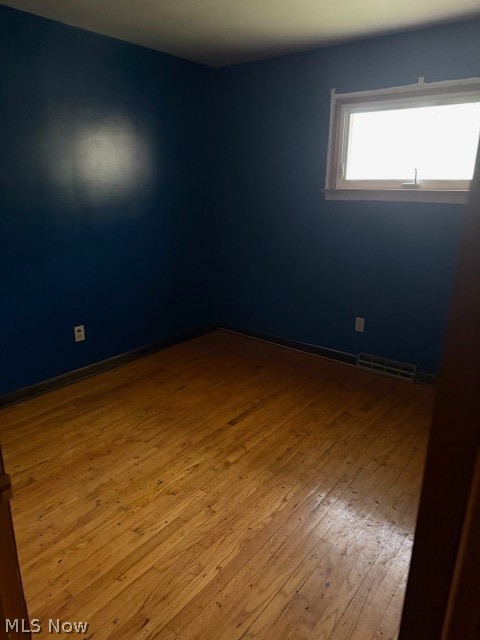 319 Russell Avenue Cortland OH 44410