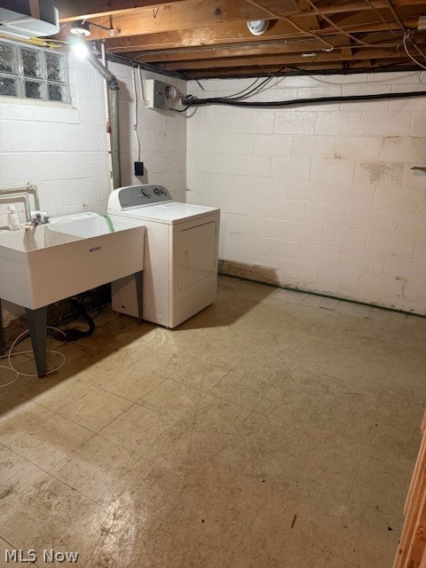 319 Russell Avenue Cortland OH 44410