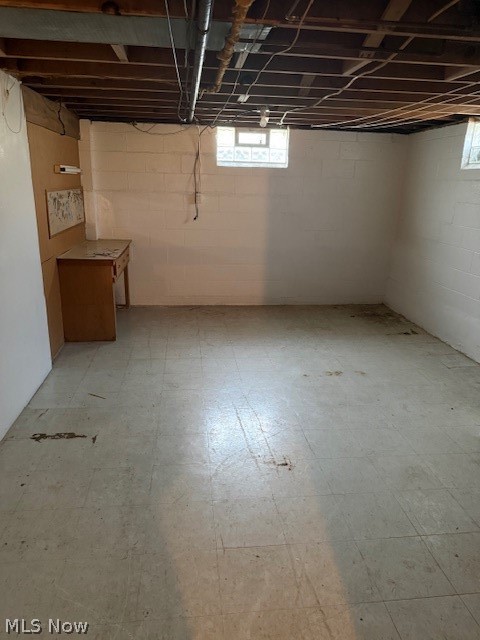 319 Russell Avenue Cortland OH 44410
