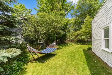 3349 E Monmouth Road Cleveland Heights OH 44118