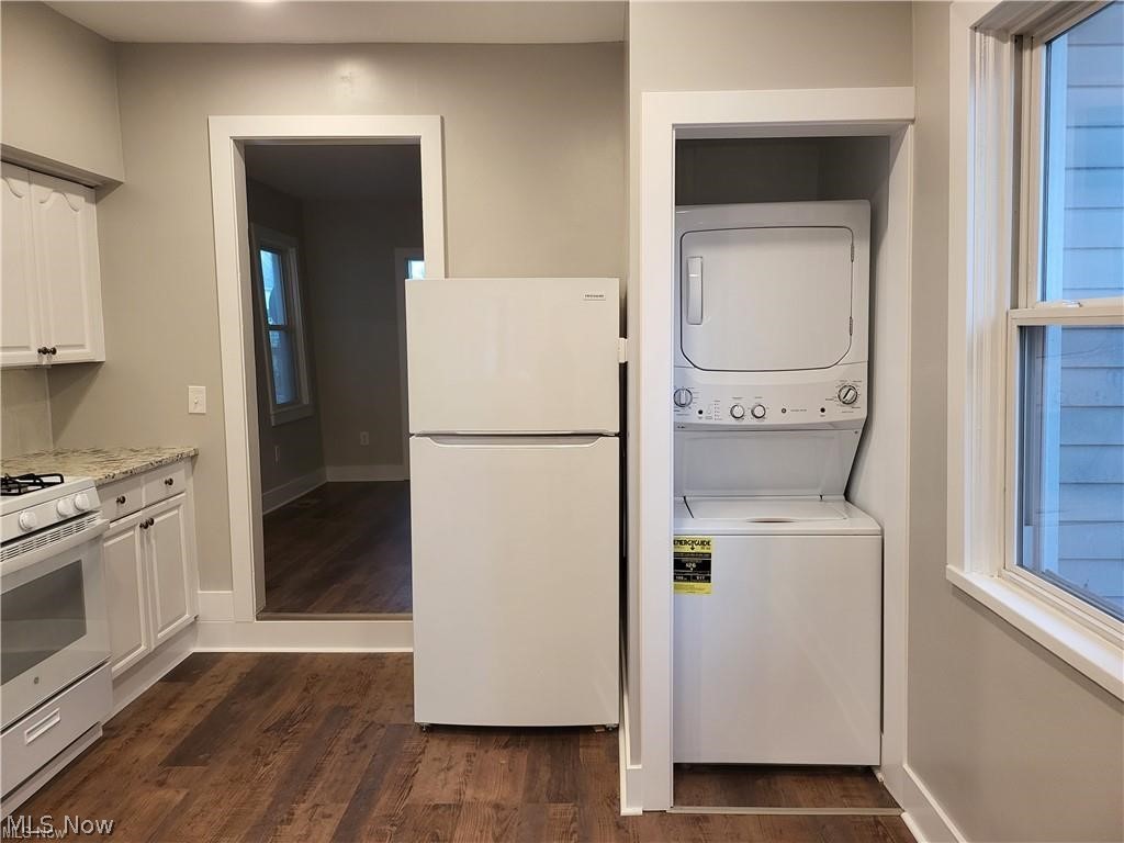 1952 E 124th Place Cleveland OH 44106