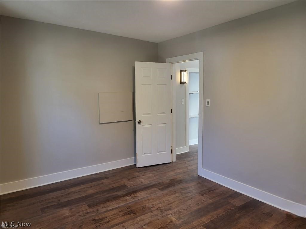 1952 E 124th Place Cleveland OH 44106