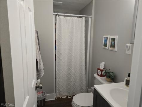 1952 E 124th Place Cleveland OH 44106