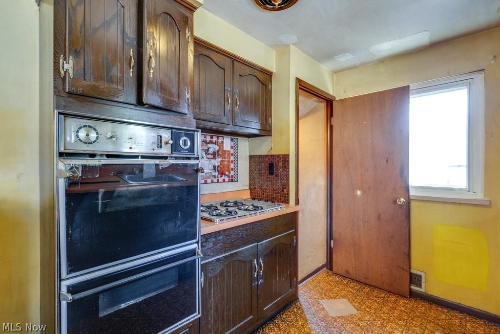 6982 Maplewood Road Parma Heights OH 44130