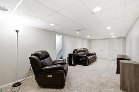 240 Moore Road Avon Lake OH 44012