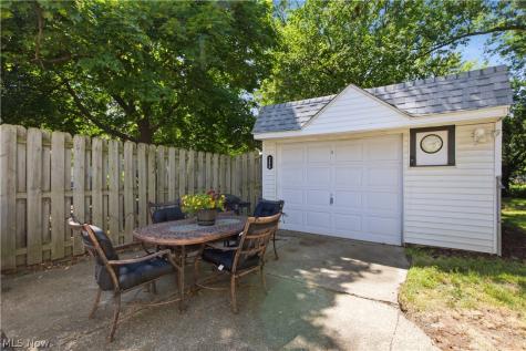240 Moore Road Avon Lake OH 44012