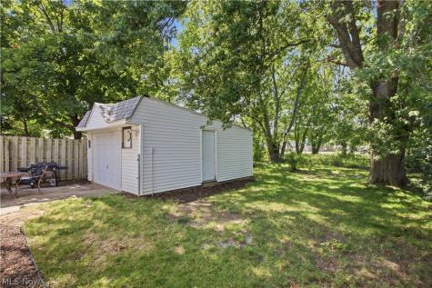 240 Moore Road Avon Lake OH 44012