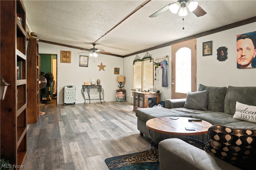 17366 Wick Avenue Lake Milton OH 44429