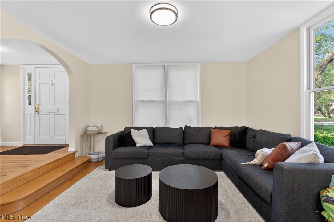 22325 Fairmount Boulevard Shaker Heights OH 44118
